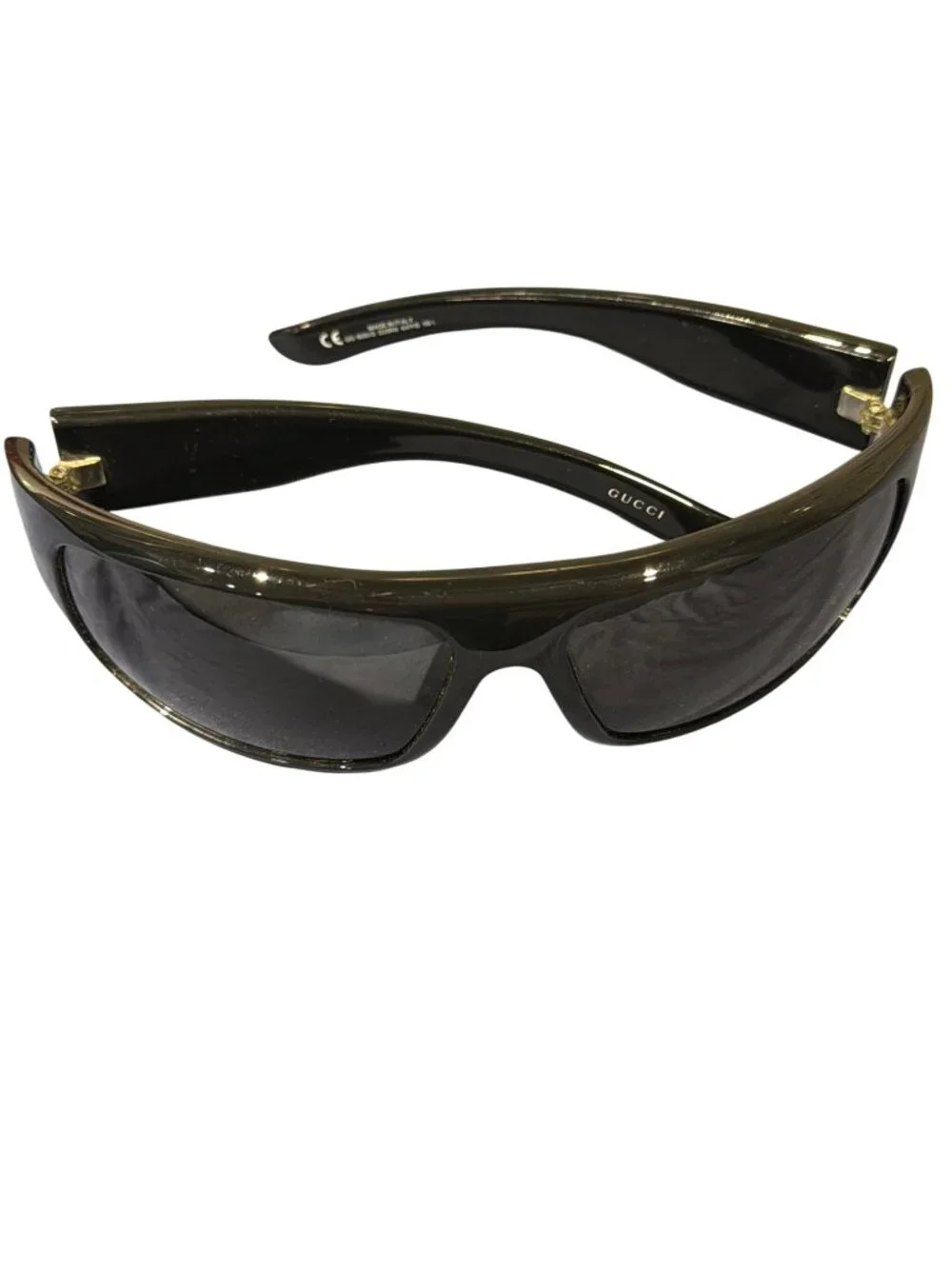 GUCCI 1600 Sunglasses in color D28R6 Black Used EUC